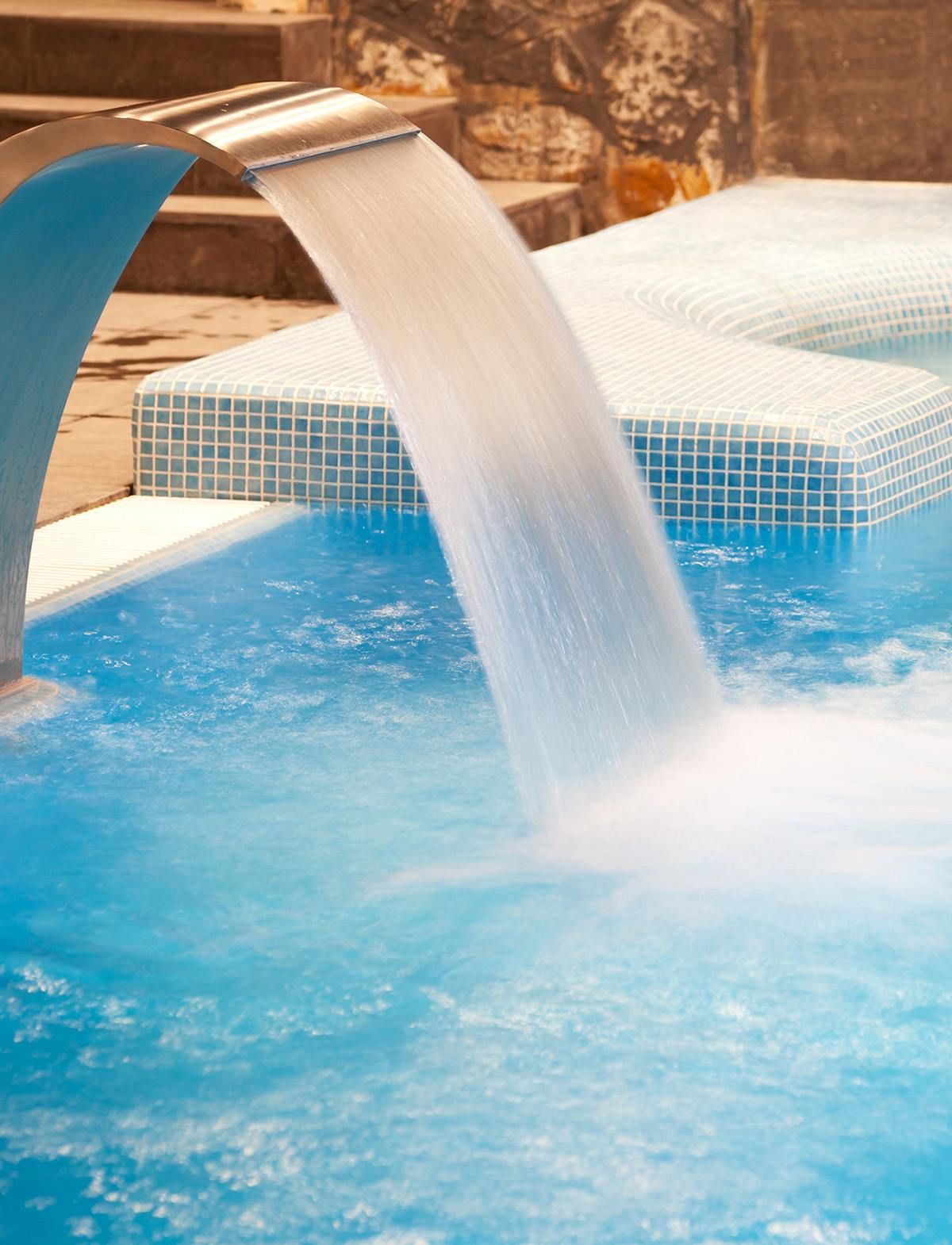 cascata acqua accessori piscina