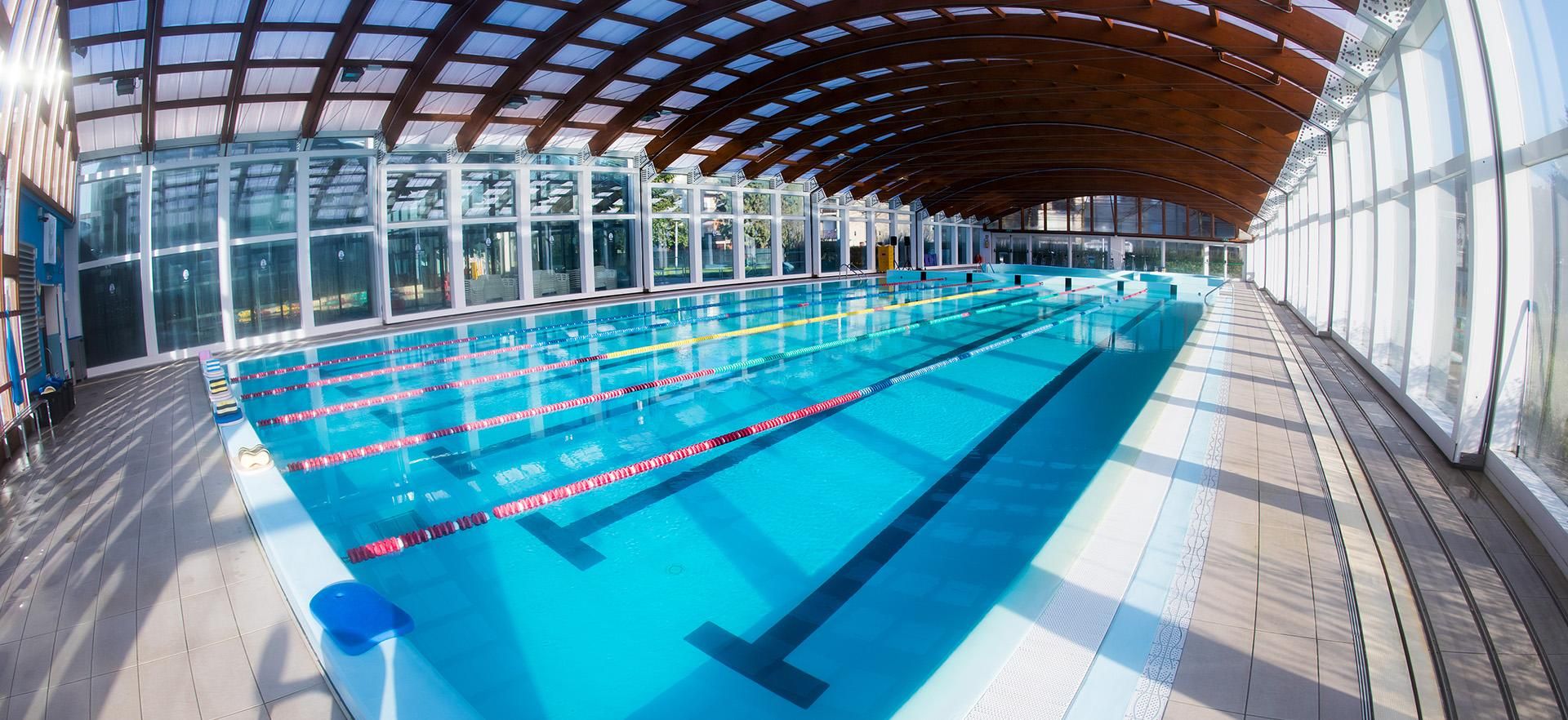 piscina interna centro benessere illuminazione