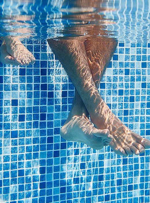 piedi piscina analisi batteriche acque