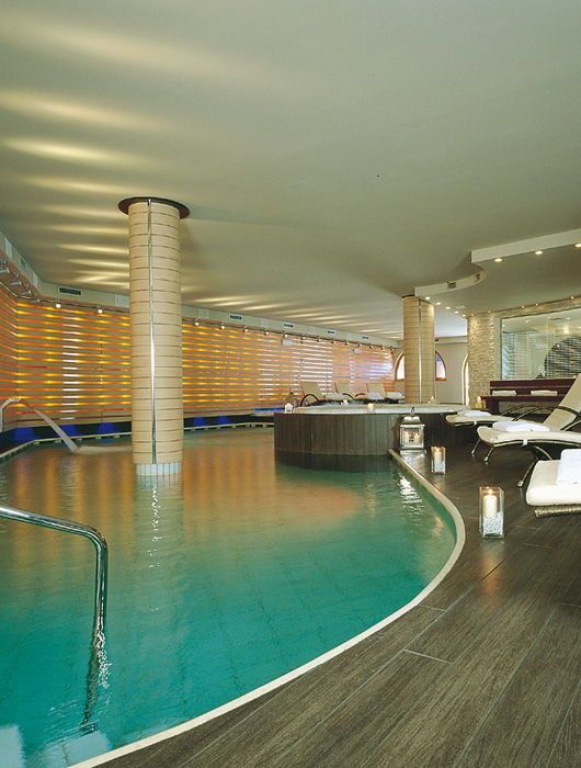 piscina interna resort hotel