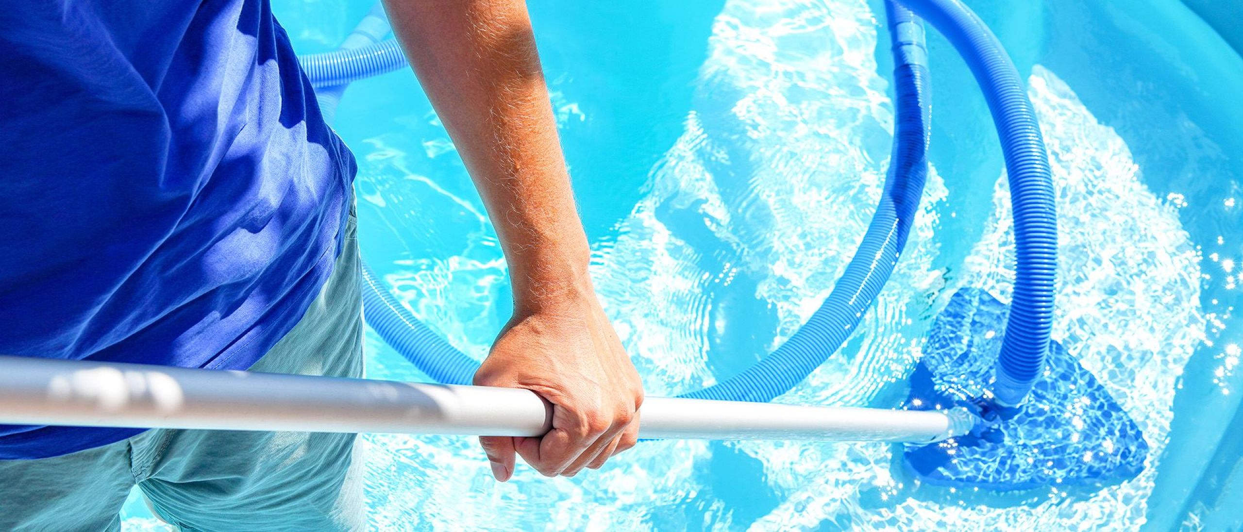 tecnico assistenza manutenzione piscina